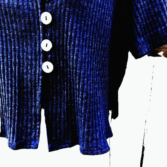 Rabbits Rabbits Rabbits Designs Navy Blue Crop Top - Picture 4 of 6